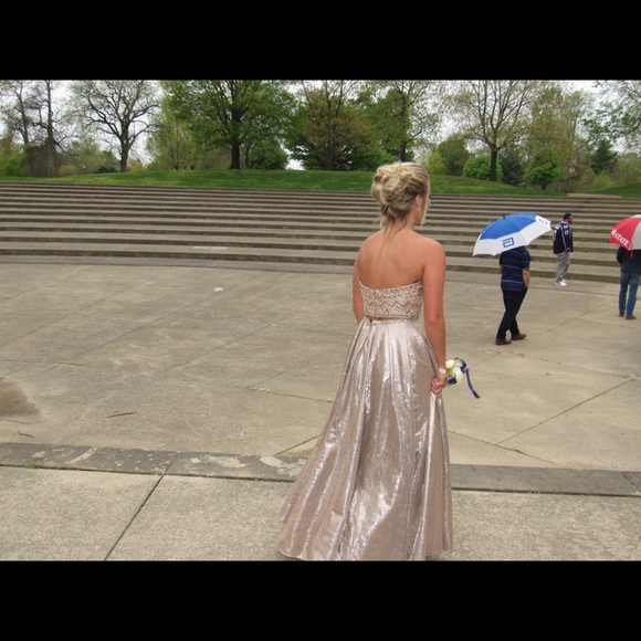 prom dress - Picture 3 of 3